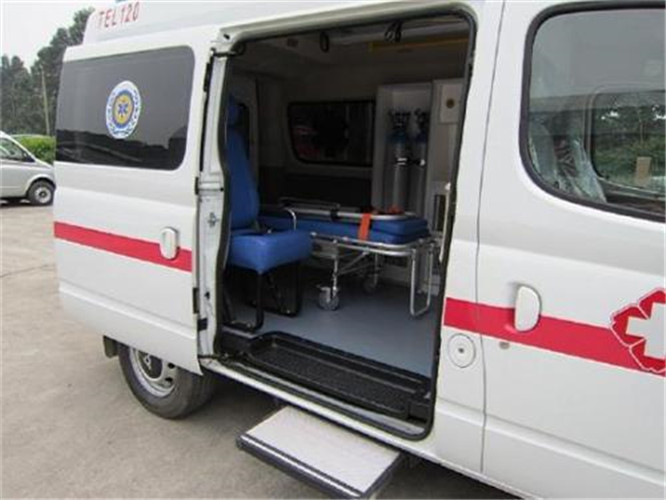 泸定救护车出租服务案例7